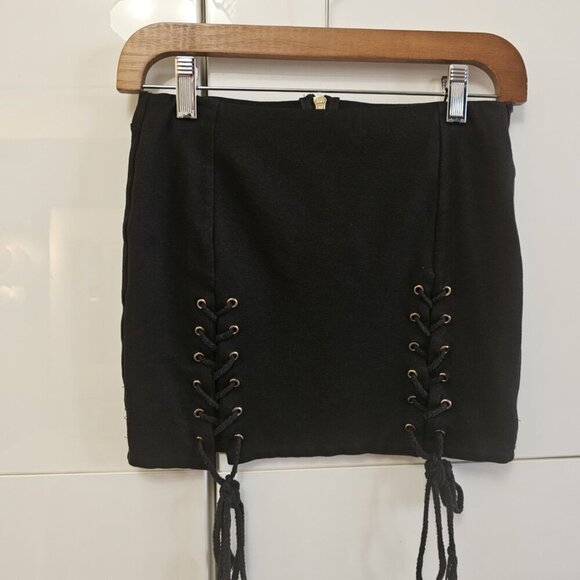 Forever 21 Black Skirt with Criss Cross Design Laces - Picture 2 of 9